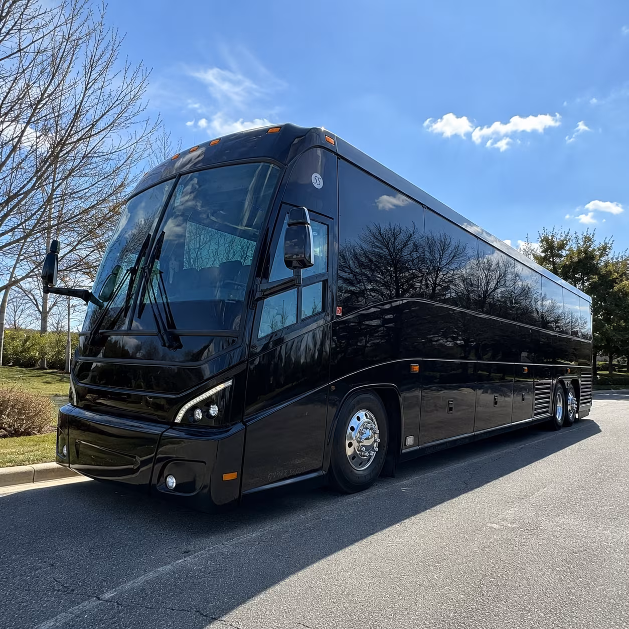 charter bus transfers between wichita falls regional airport and dfw