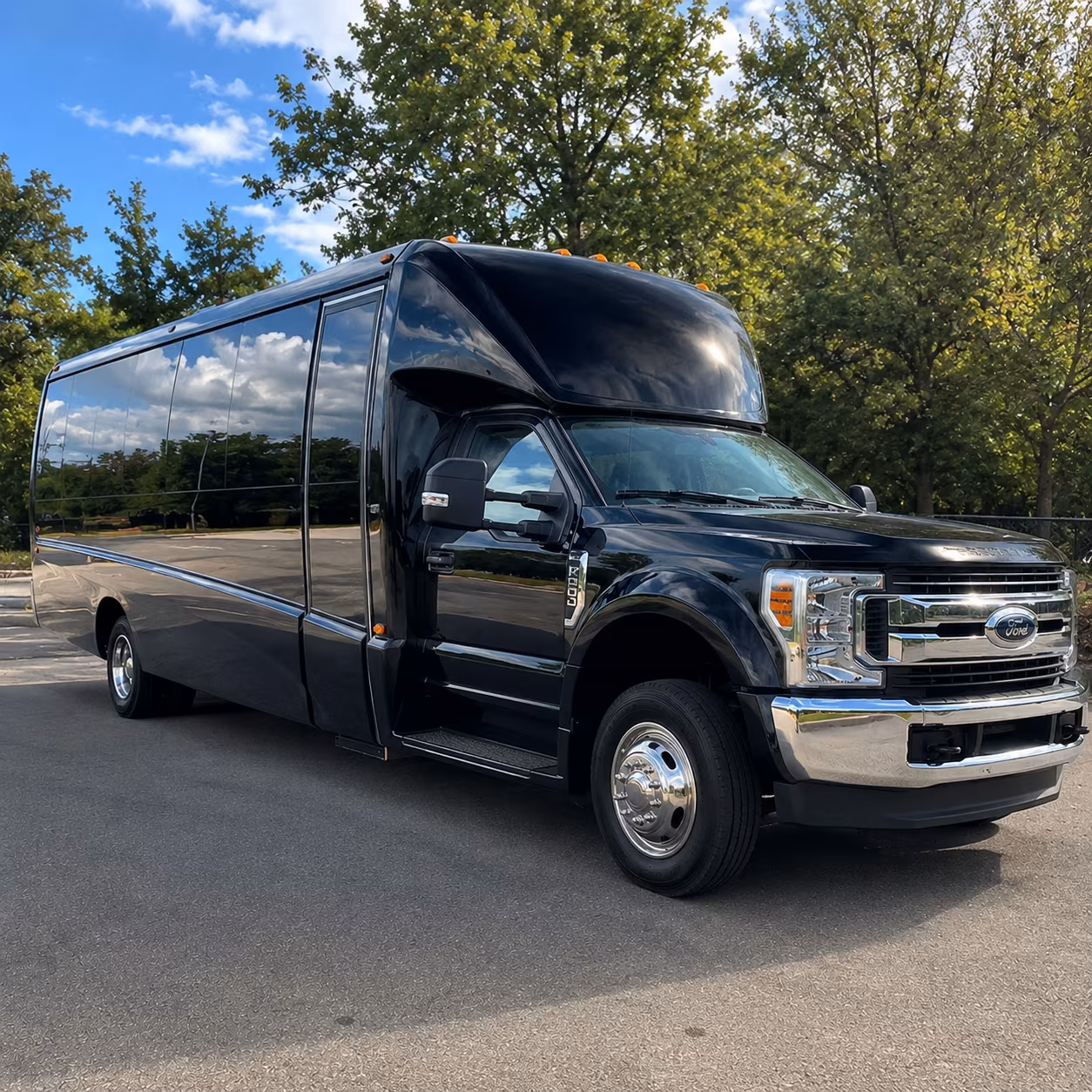minibuses and charter buses for wichita falls prom groups
