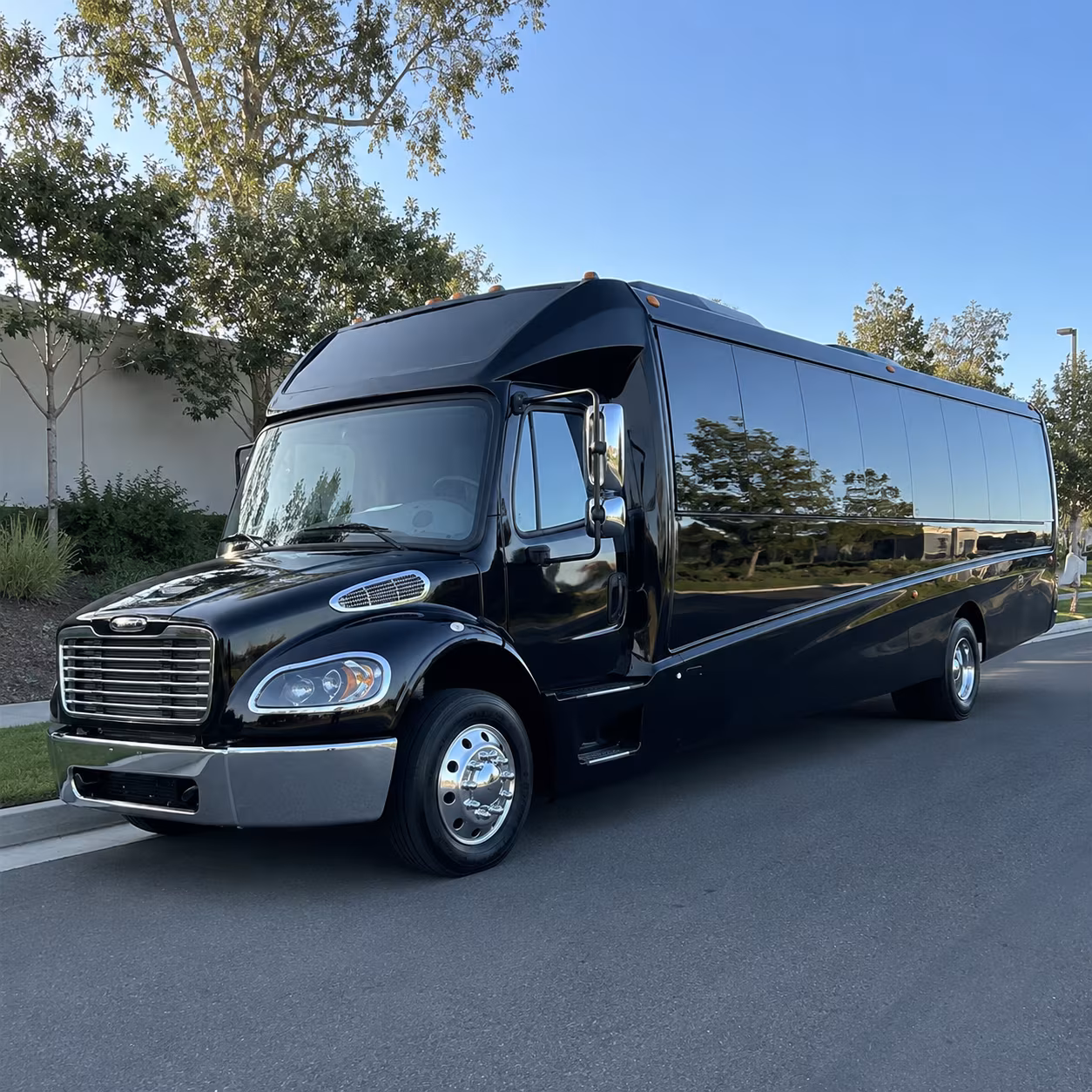 wichita falls 28 passenger minibus